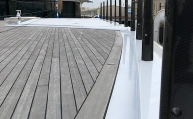 Chandeliers helideck en carbone